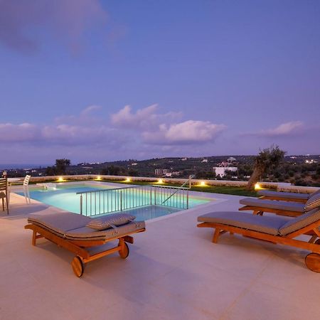 Apartment Tilio - New Apartment With Private Pool 1400M From The Beach Rethymno  Bagian luar foto